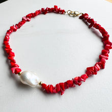 Load image into Gallery viewer, Pearl Center necklace