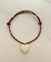 Load image into Gallery viewer, Heart Strings Necklace