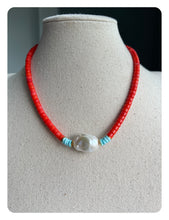 Load image into Gallery viewer, Pearl Center necklace