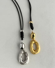 Load image into Gallery viewer, Molten Muse necklace
