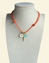 Load image into Gallery viewer, GLDFish Necklace
