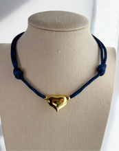 Load image into Gallery viewer, Aura Heart necklace

