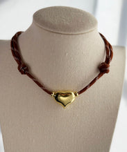 Load image into Gallery viewer, Aura Heart necklace
