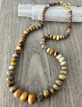 Load image into Gallery viewer, Sandy Shores necklace
